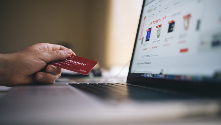 İnternette Hızlı Alışverişin Bir Adım Ötesi Check-Out