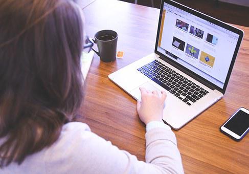 LXP Nedir? Özellikleri, Avantajları ve Dezavantajları