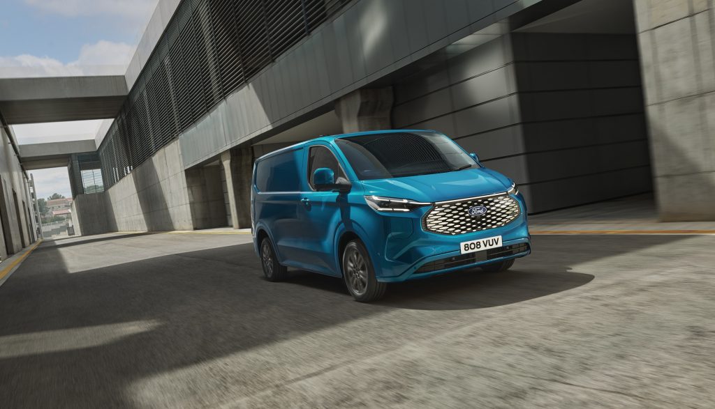 Yeniköylü E-Transit Custom, Avrupa yollarına çıktı