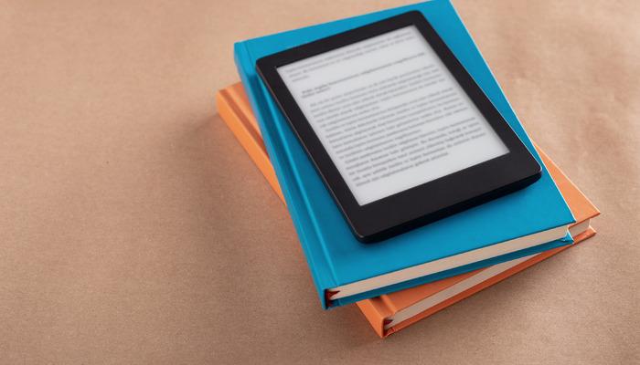 E-kitap okuyucu nedir, nasıl kullanılır? E-kitap okuyucu PDF açar mı?