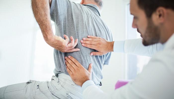Sırt ağrısına ne iyi gelir? Sırt ağrısı en hızlı nasıl geçer? Sırt ağrısı için evde ne yapılabilir?