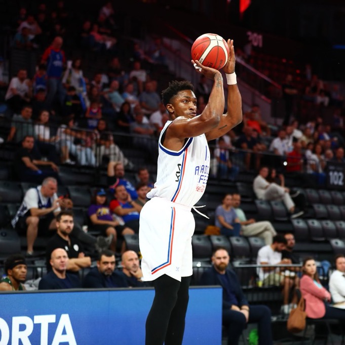 Stanley Johnson’ın evi kurşunlandı – Basket Dergisi