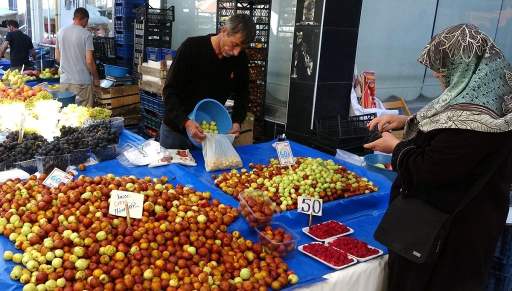 Kilosu 50 TL’den tezgahta yerini aldı! Kışın yiyene hastalık uğramıyor