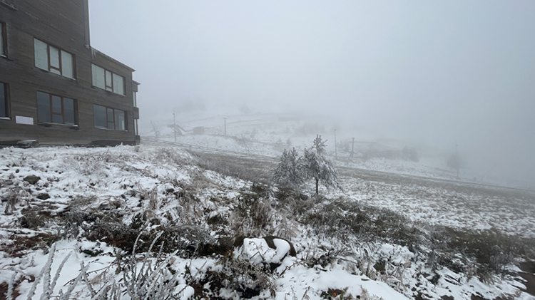 Bolu Kartalkaya Kayak Merkezi’nde Kar Kalınlığı 15 Santimetreye Ulaştı
