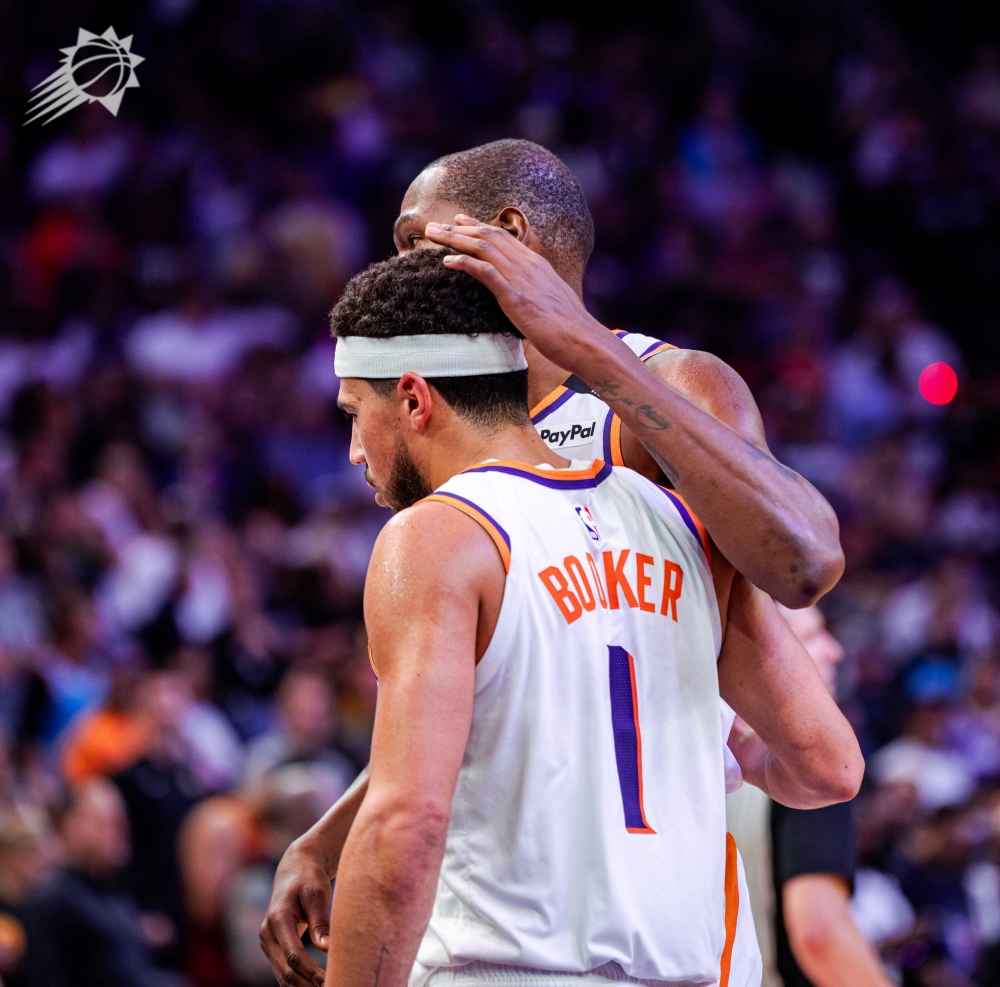 Durant ve Booker 63 attı, Lakers ilk kez kaybetti – Basket Dergisi