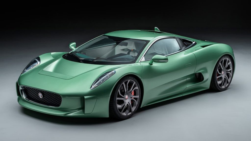 Jaguar, spor otomobilini yeniden tasarlıyor