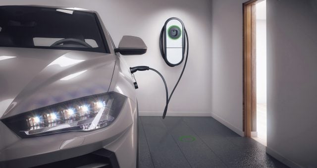 Legrand Türkiye Grubu’nun Elektrikli Araç Şarj İstasyonu, IP 54 ve IK 10 Koruması ile Dayanıklılık Sunuyor