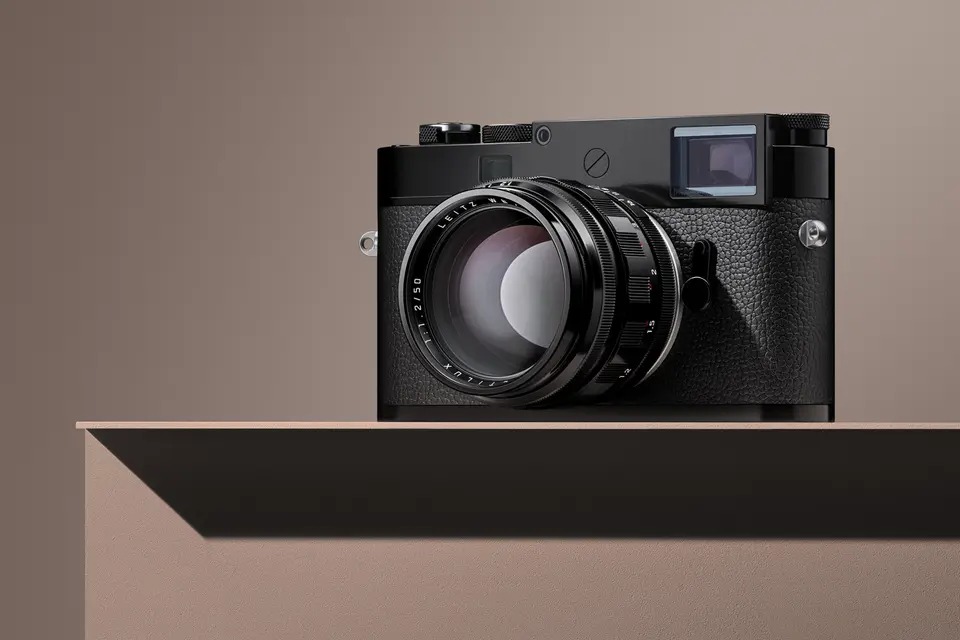 Leica M11 ve Noctilux-M parlak siyah lens tanıtıldı