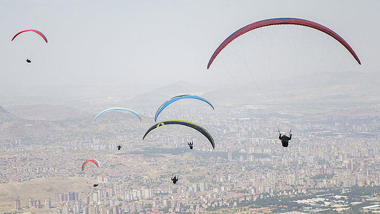 Kayseri Ali Dağı Yamaç Paraşütü Fiyatları 2025 – Kayseri Yamaç Paraşütü Fiyatları 2025 Listesi