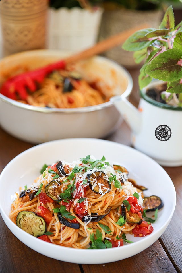 Kızarmış Patlıcanlı Domatesli Spagetti – Mutfak Sırları – Pratik Yemek Tarifleri