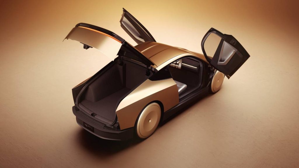 Tesla, robotaksi hizmetini yakında başlatıyor!