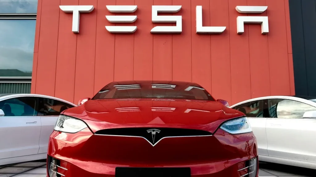 Tesla’nın otonom sürüş planları tutmadı! Şimdi ne olacak?