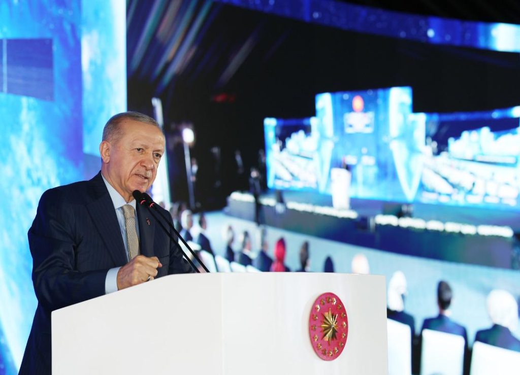 SON DAKİKA | TÜRKSAT 6A göreve başladı! Cumhurbaşkanı Erdoğan ‘tarihi bir fırsat’ diyerek açıkladı