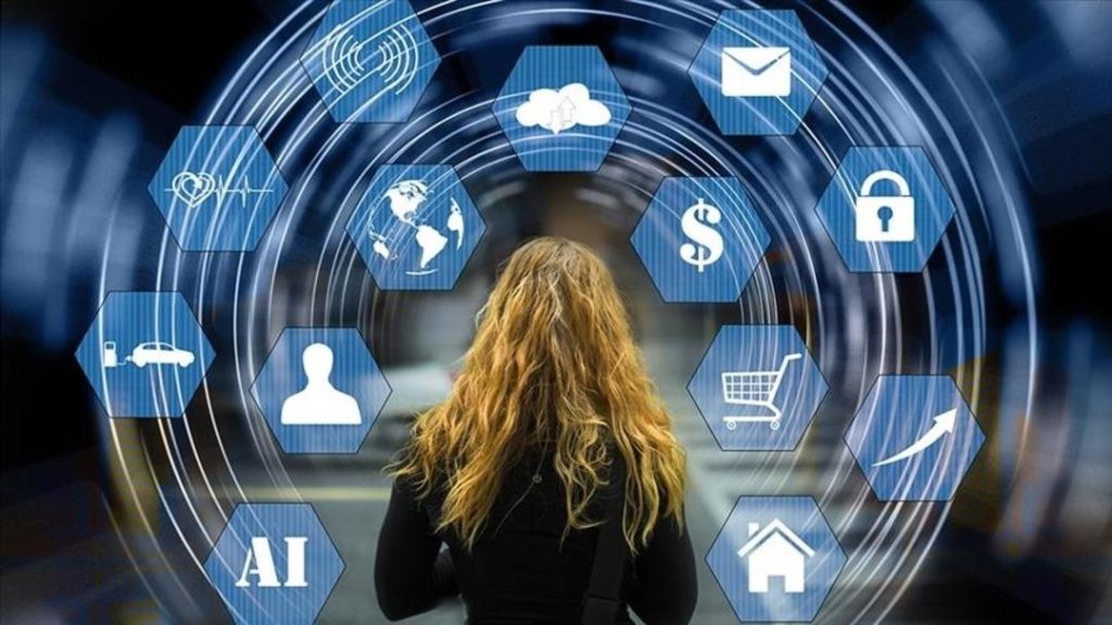OpenAI, ChatGPT’nin ücretsiz sürümüne reklam mı getirecek?