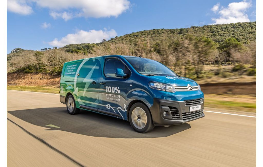 Stellantis Pro One’dan hafif ticari araçların elektrikli dönüşümü için Qinomic ile işbirliği