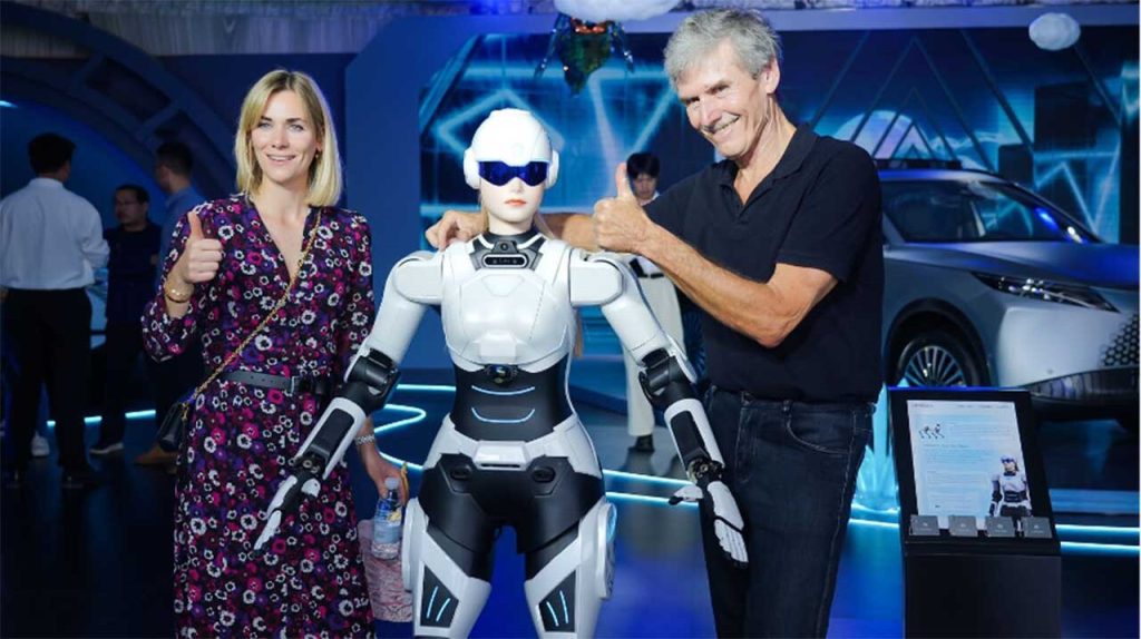 Chery, yeni insansı robotunu görücüye çıkardı!