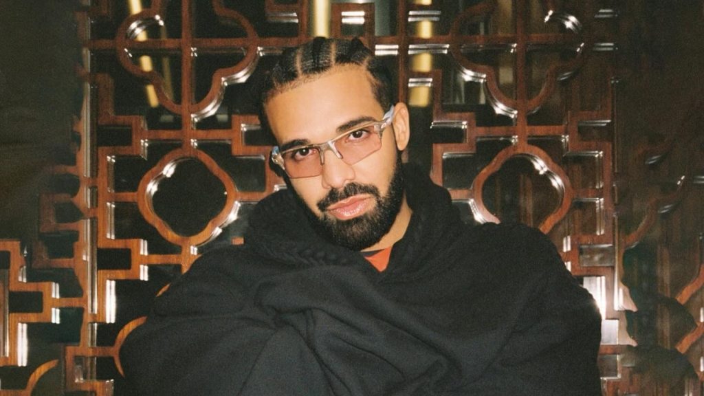 Drake, Summer Mink isimli parfümünü piyasaya sürüyor