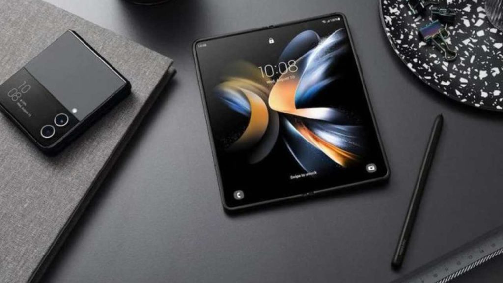 Galaxy Z Fold 5 ve Flip 5 için One UI 7 güncellemesi yayında