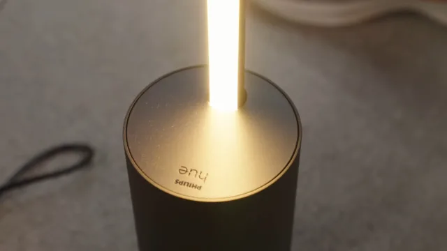 Philips Hue Gradient Lambader: Amazon Mayıs Alışverişimiz