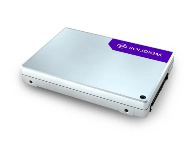 Tek Sürücüde 122 TB: Solidigm’den Dünyanın En Yüksek Kapasiteli SSD’si – Computex 2025 #12