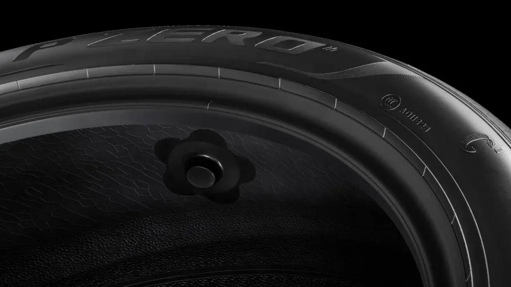 Pirelli, akıllı lastik teknolojisini kullanıma sundu!