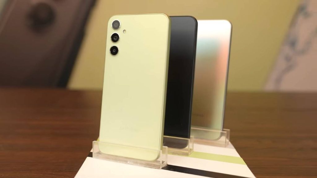 Galaxy A34 için One UI 7 güncellemesinin dağıtımı yeniden başladı