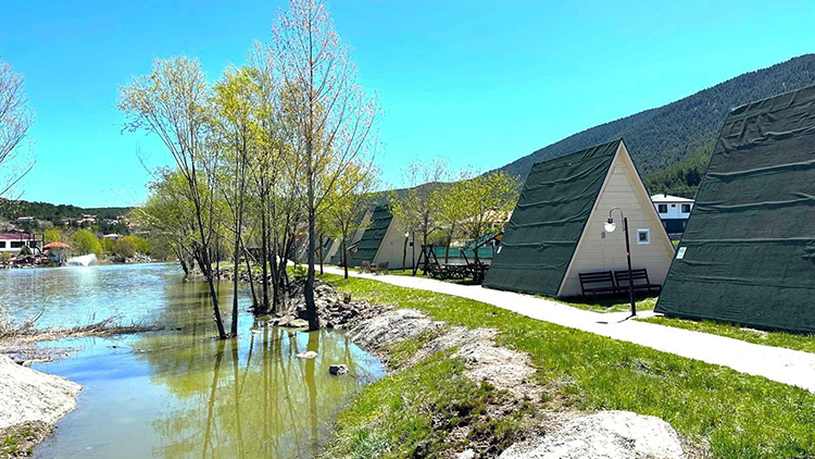 Ankara Çamlıdere Belediyesi Gölpark Bungalov Evleri 2025 Konaklama Ücretleri Listesi