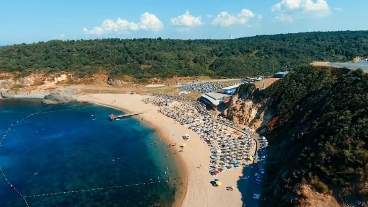 Yazın Denize Girmek için Tercih Edilecek En Güzel İstanbul Plajları