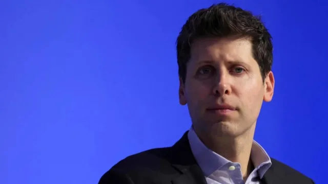 OpenAI CEO’su Sam Altman, Meta’nın 100 Milyon Dolarlık İmza Primleriyle Yetenekleri Avlamaya Çalıştığını İddia Ediyor