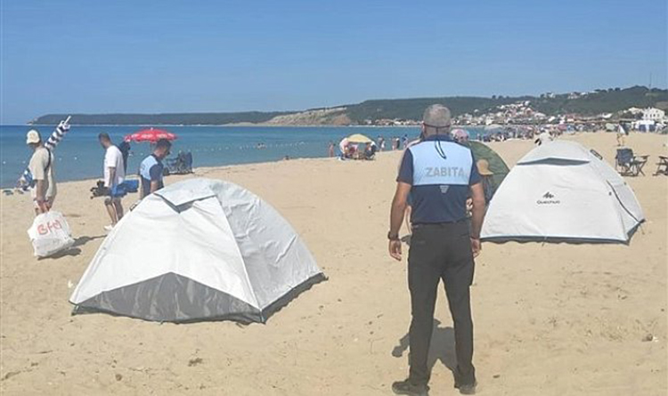 Yasak Uygulanmaya Başlandı: Saros Körfezi’nde Kamp Çadırları Toplatıldı