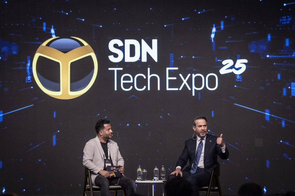 Bakan Bayraktar SDN Tech Expo’da konuştu! Yenilenebilir enerji yatırımları hızlanıyor