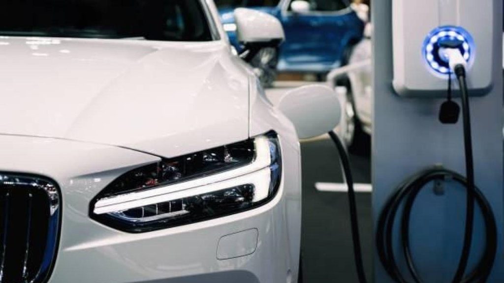 Haziranda elektrik çarptı: Satışlar uçtu!
