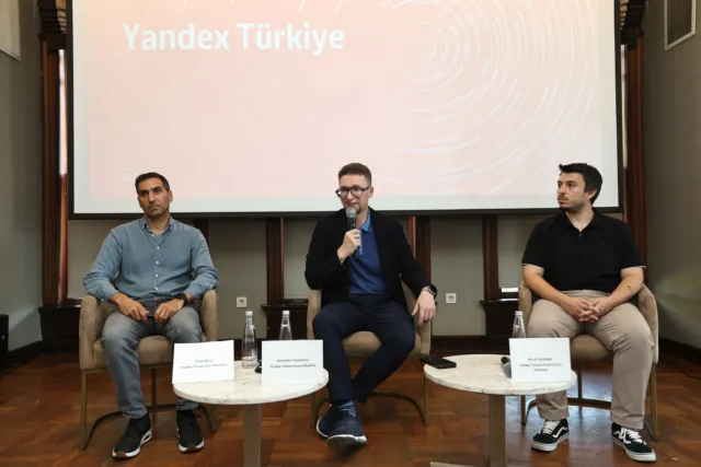 Yandex Türkiye, Yaz Güncellemesiyle Seyahat, Finans ve Yapay Zekâ Destekli Yeni Özelliklerini Arama’ya Ekledi