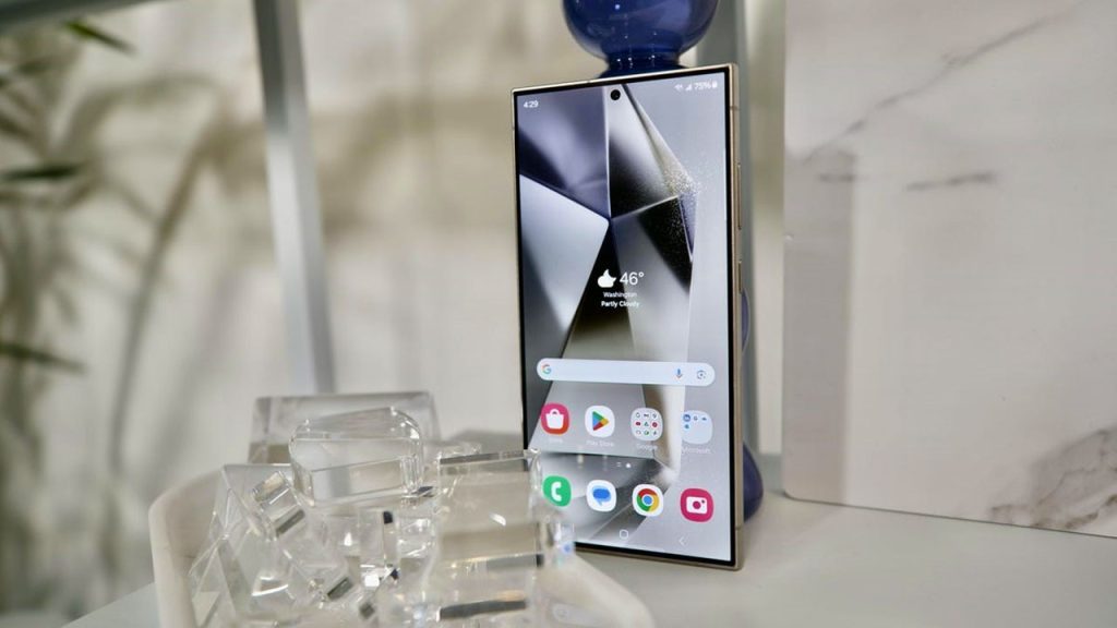 Galaxy AI yıl sonuna kadar milyonlarca cihaza yayınlanacak