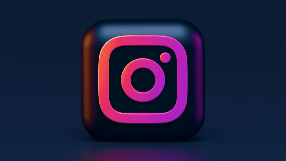 Instagram Hikayeler’de paylaşılan Spotify şarkıları, artık uygulama içinde dinlenebiliyor