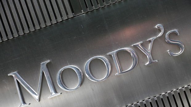 Moody’s, Türkiye’nin kredi notunu yükseltti