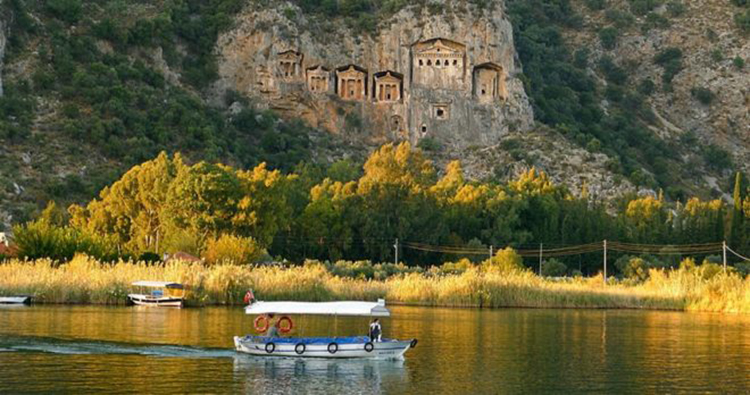 Muğla Köyceğiz Dalyan Tekne Turu 2025 Fiyatları – Köyceğiz Dalyan Tekne Turu: Rota – Tavsiyeler – Merak Edilenler