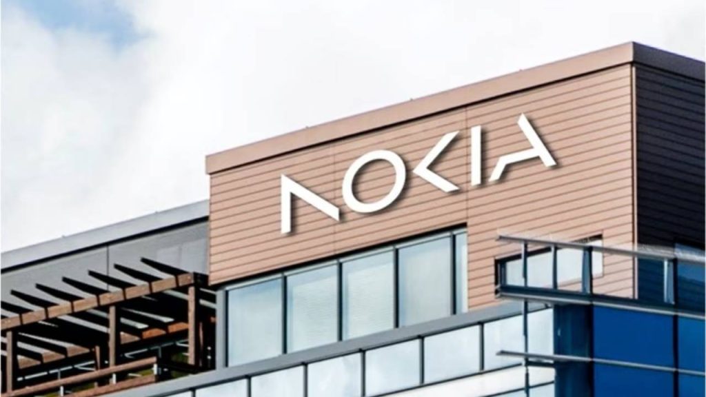Nokia akıllı telefon pazarına geri dönüyor