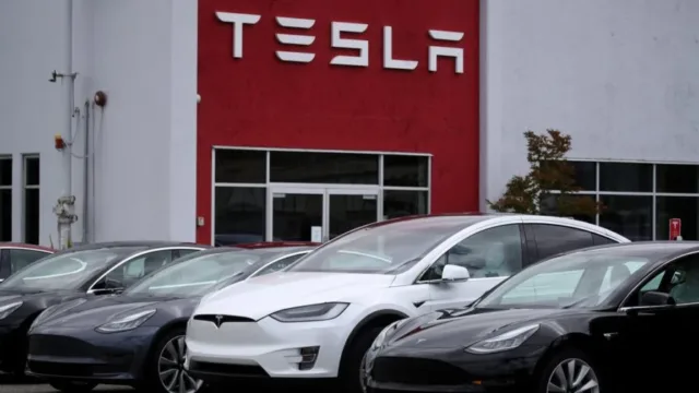 Tesla’da yaprak dökümü! Peş peşe istifa krizi