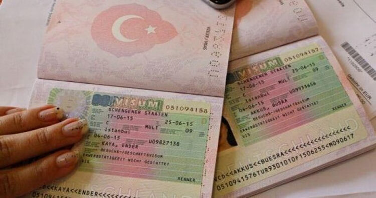 Türk Vatandaşlarına Kapıda Vize Veren Ülkeler Listesi 2025
