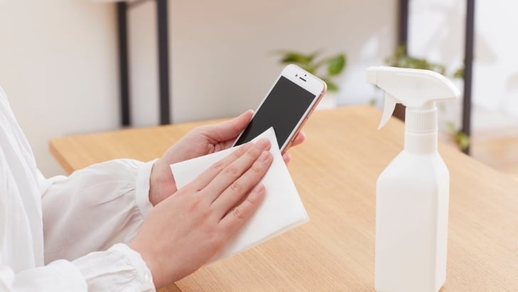 Bir teknoloji uzmanından telefonunuzu doğru temizlemenin ipuçları