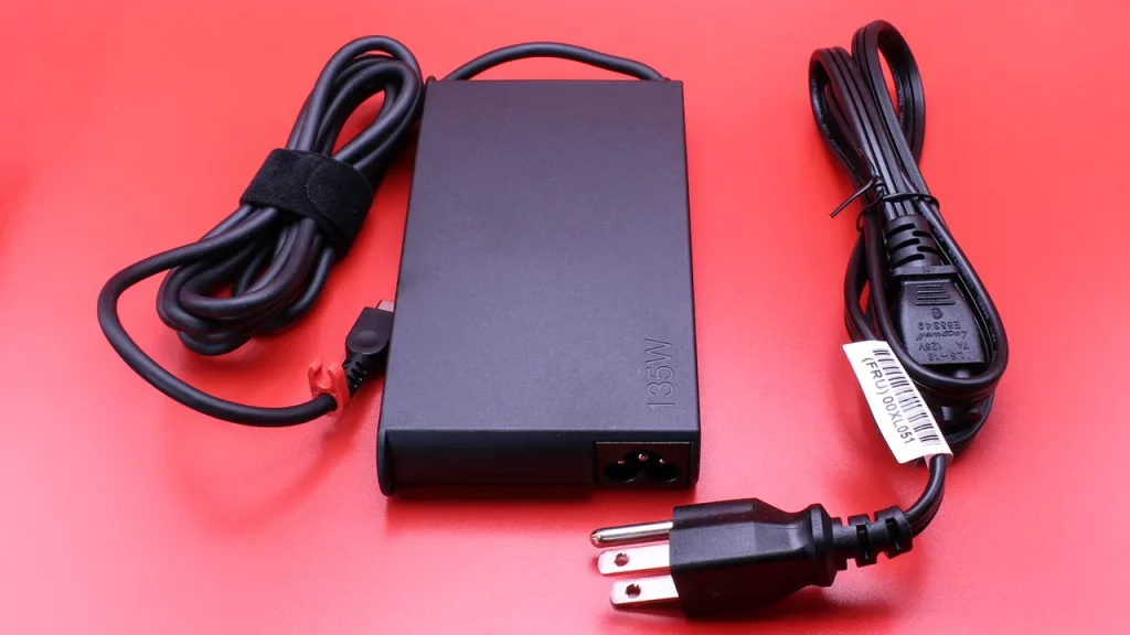 Laptop şarj adaptörlerinin içinde mini bir PC olduğunu biliyor muydunuz?