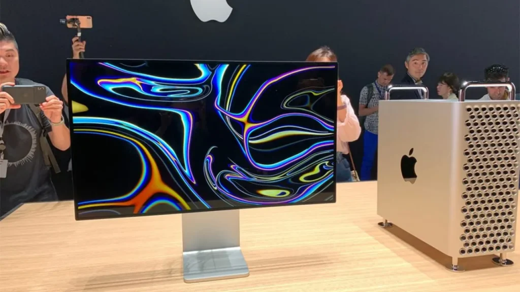 Apple’dan 3 yıl sonra yeni monitörler