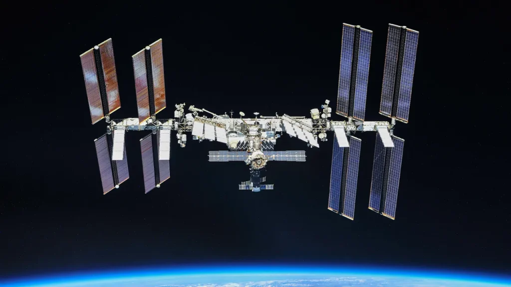 Uzayda ilk veri merkezi! AxDCU-1 ISS’ye ulaştı
