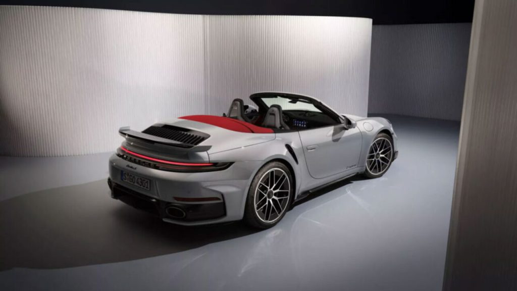 Yeni Porsche 911 Turbo S duyuruldu