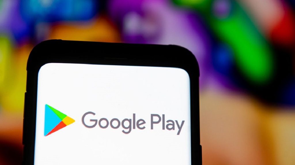 Google alternatif uygulama mağazalarına kafayı taktı