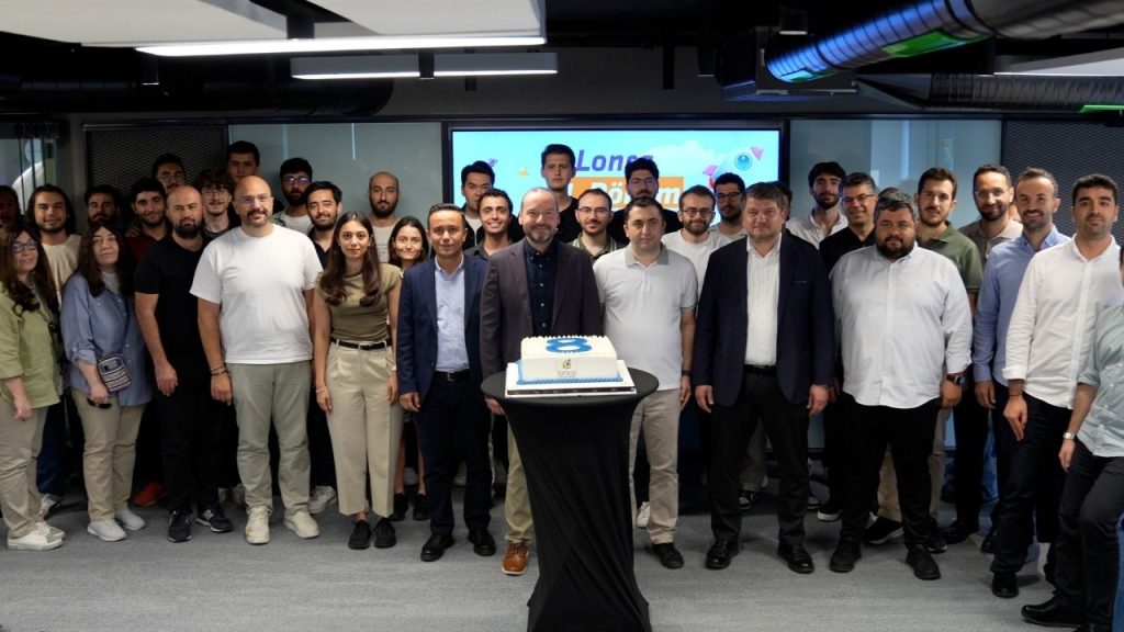 Bugüne kadar 98 girişimi mezun eden Lonca Girişimcilik Merkezi, 8. yılını kutluyor