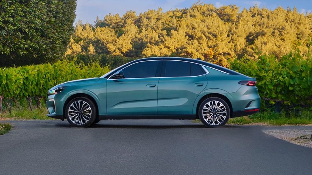 1 milyon 860 bin TL’den başlayan fiyatla Togg’un ikinci modeli T10F satışa sunuldu