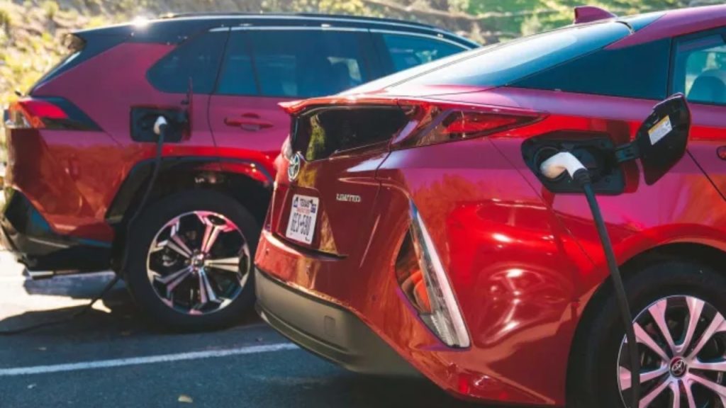 Toyota Avrupa’da elektrikli araç üretecek