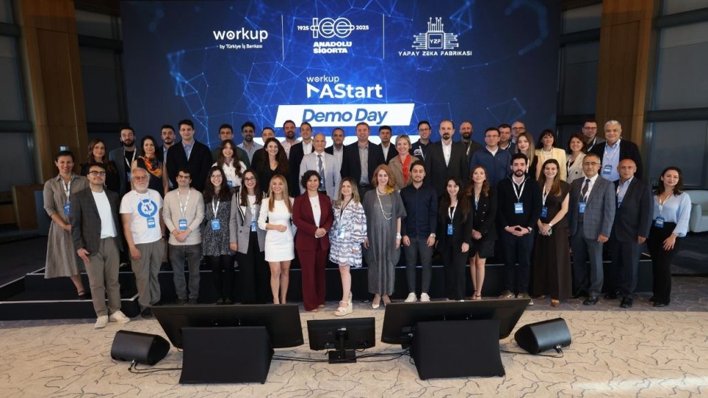 Workup AStart’ın ilk döneminden mezun olan 8 girişim